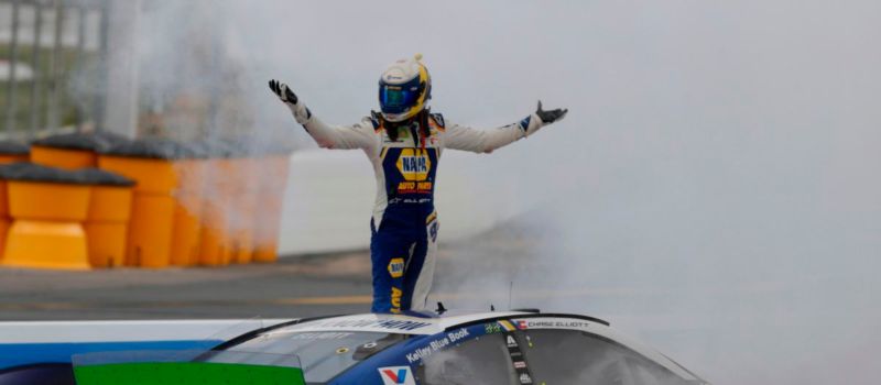 After an unforgettable race, Chase Elliott climbed atop his car for his legendary ‘ghost ride,’ a celebration that instantly became a ROVAL™ classic.