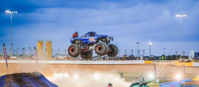 Fans get up close with their favorite drivers and trucks during the high-energy Cook Out Pit Party—complete with ride-alongs, autographs, games and family fun before the engines roar to life.